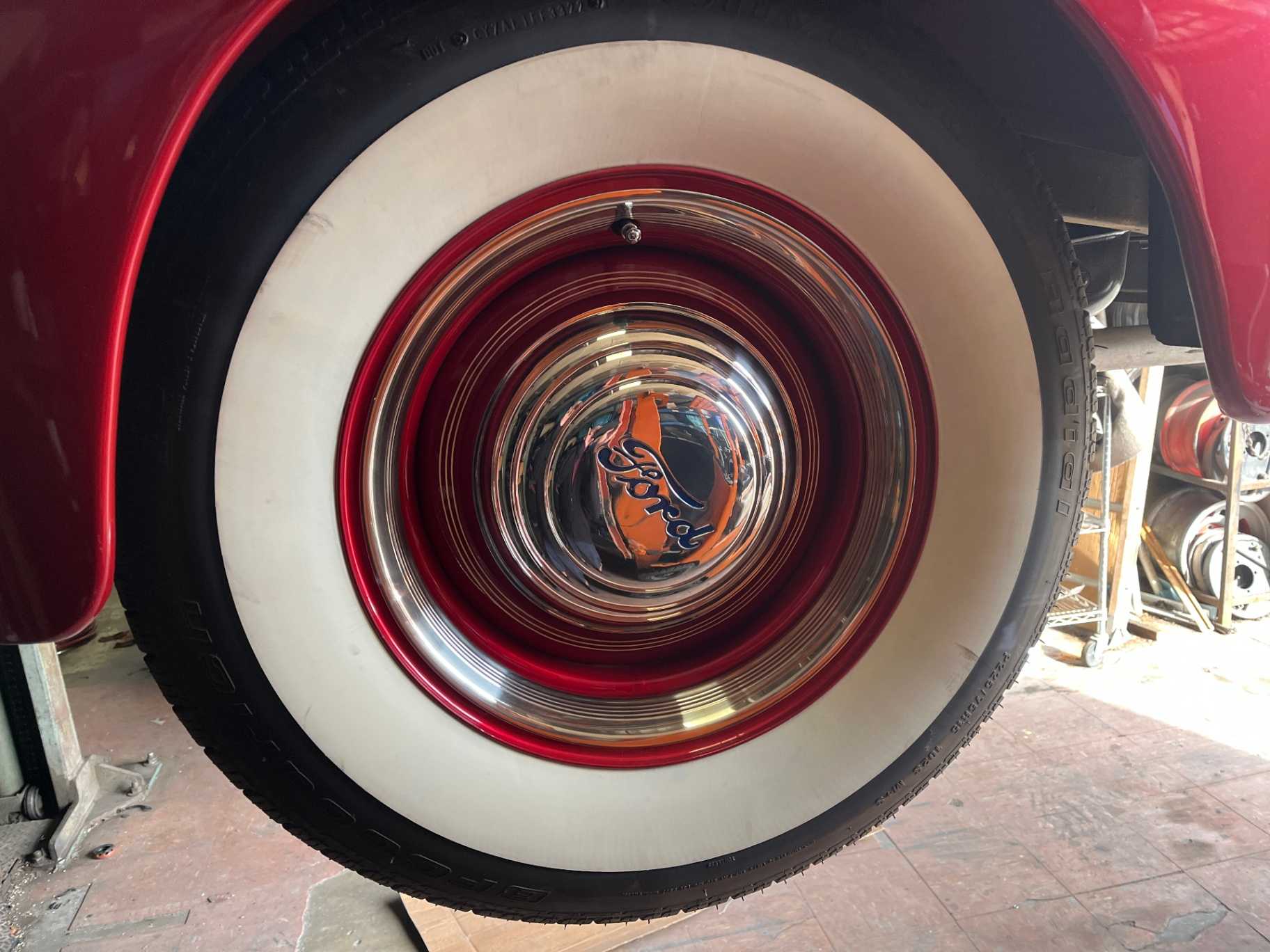 Ford Super Delux Image 63