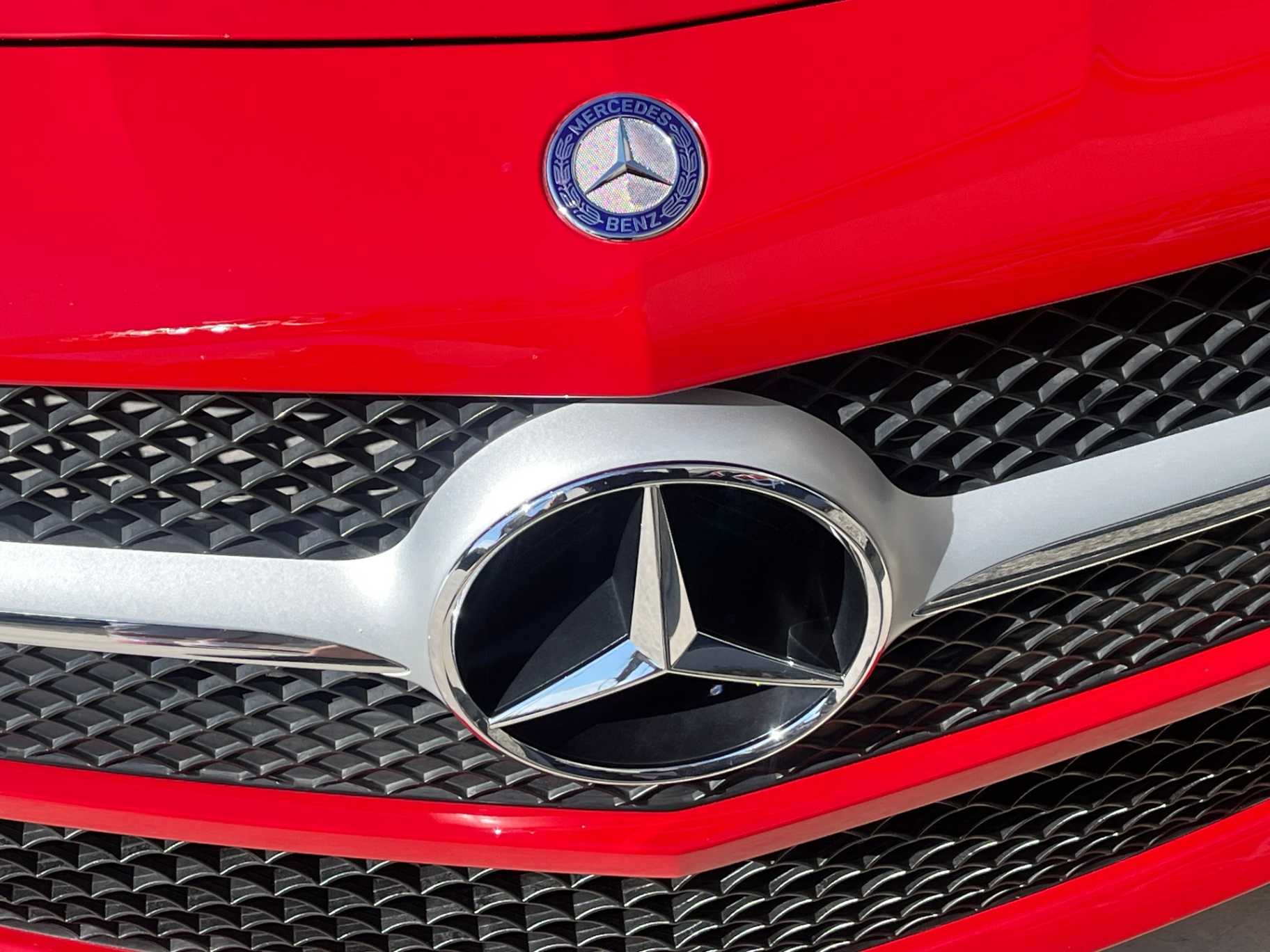 Mercedes-Benz SL-Class Image 7