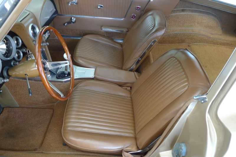 Chevrolet Corvette Image 17