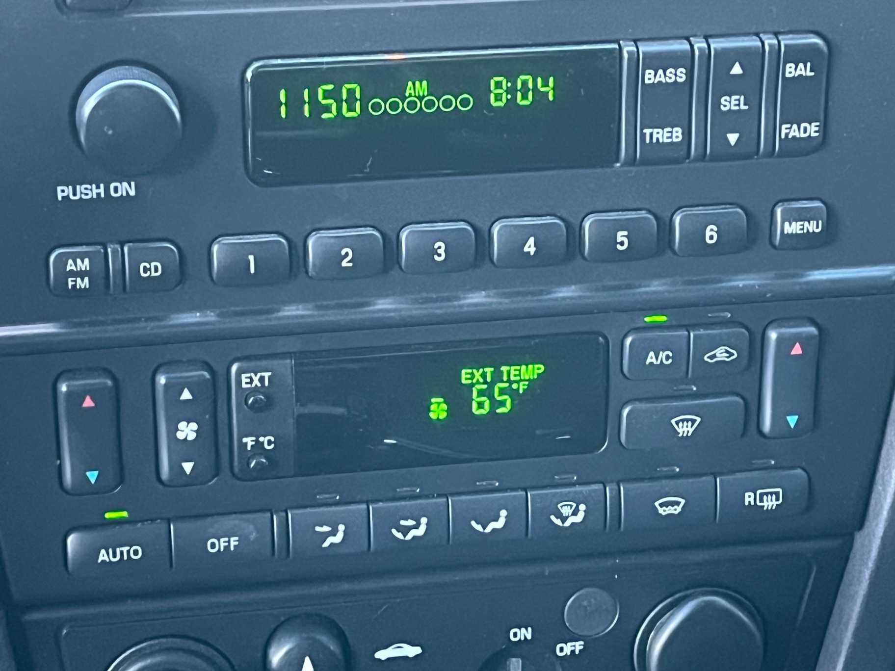 Ford Thunderbird Image 21