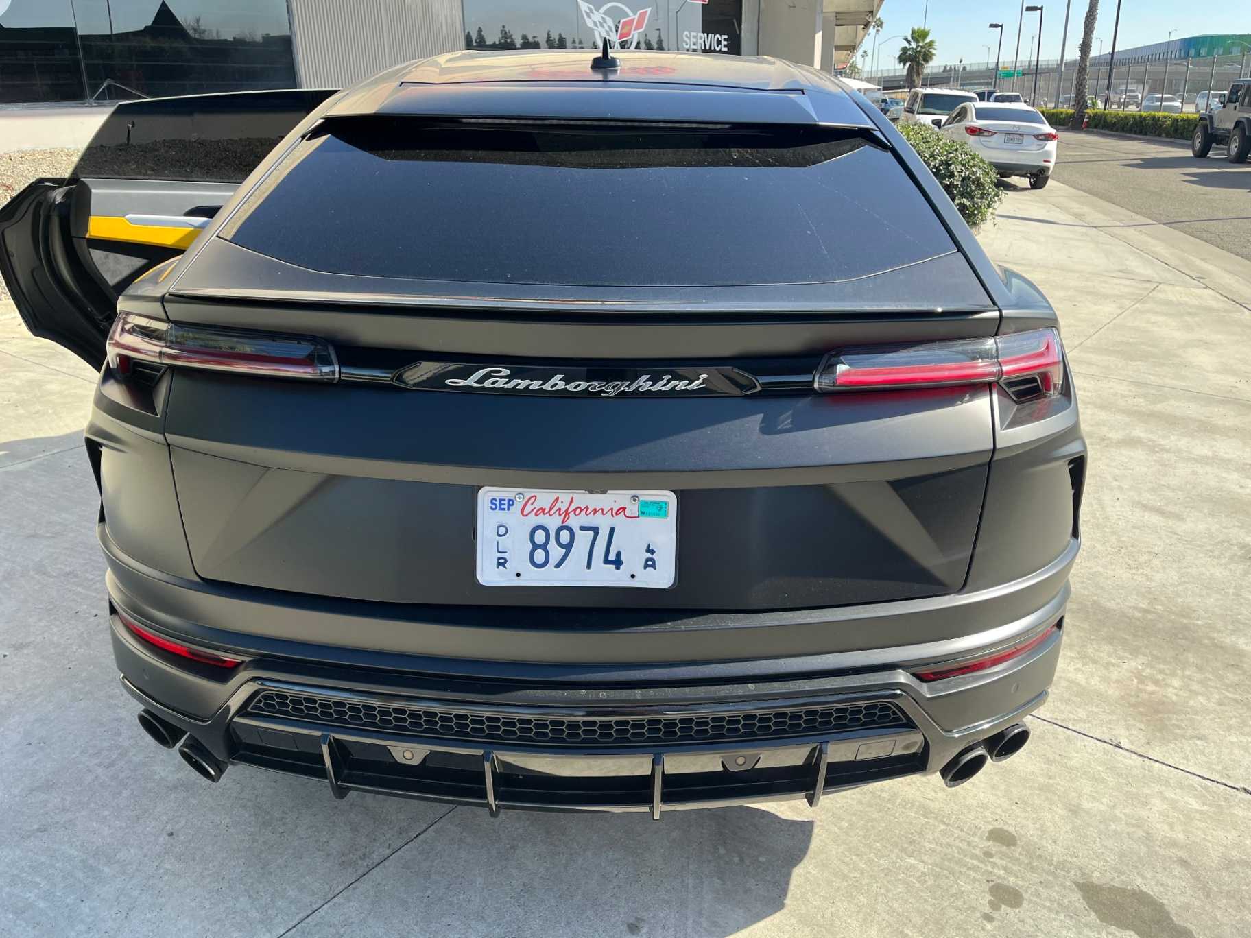 Lamborghini Urus Image 33