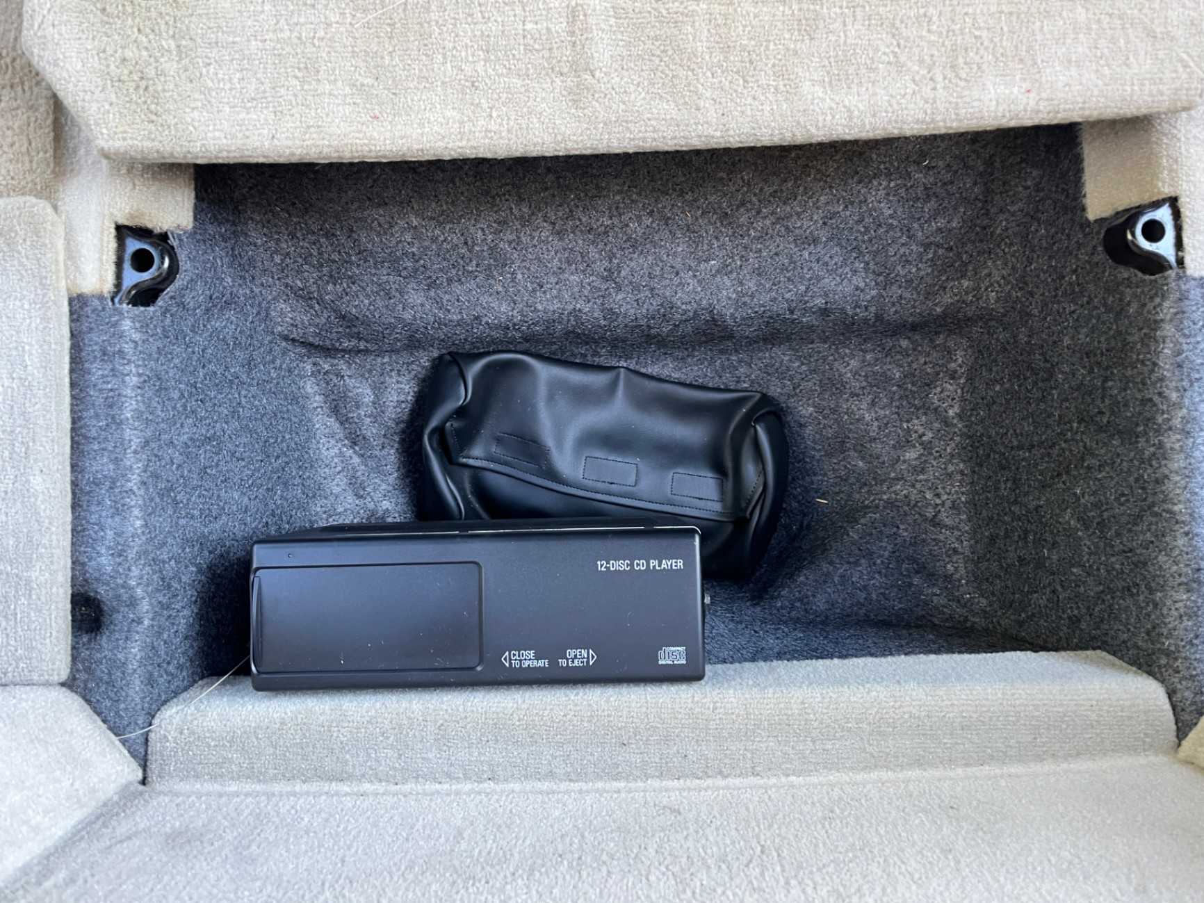 Chevrolet Corvette Image 37