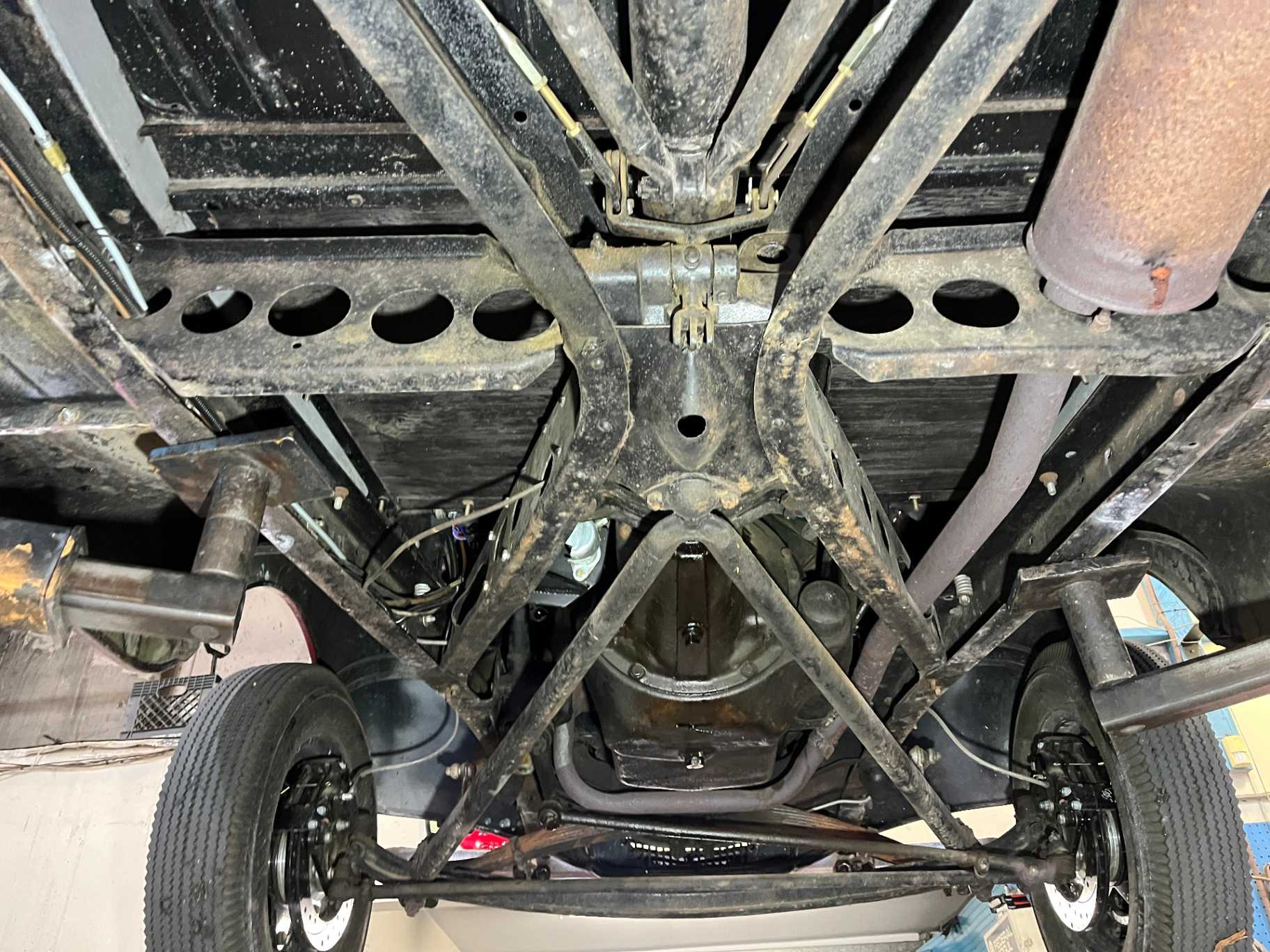 Ford pickup Image 54