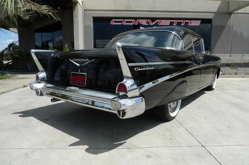 Chevrolet 210 Image 10