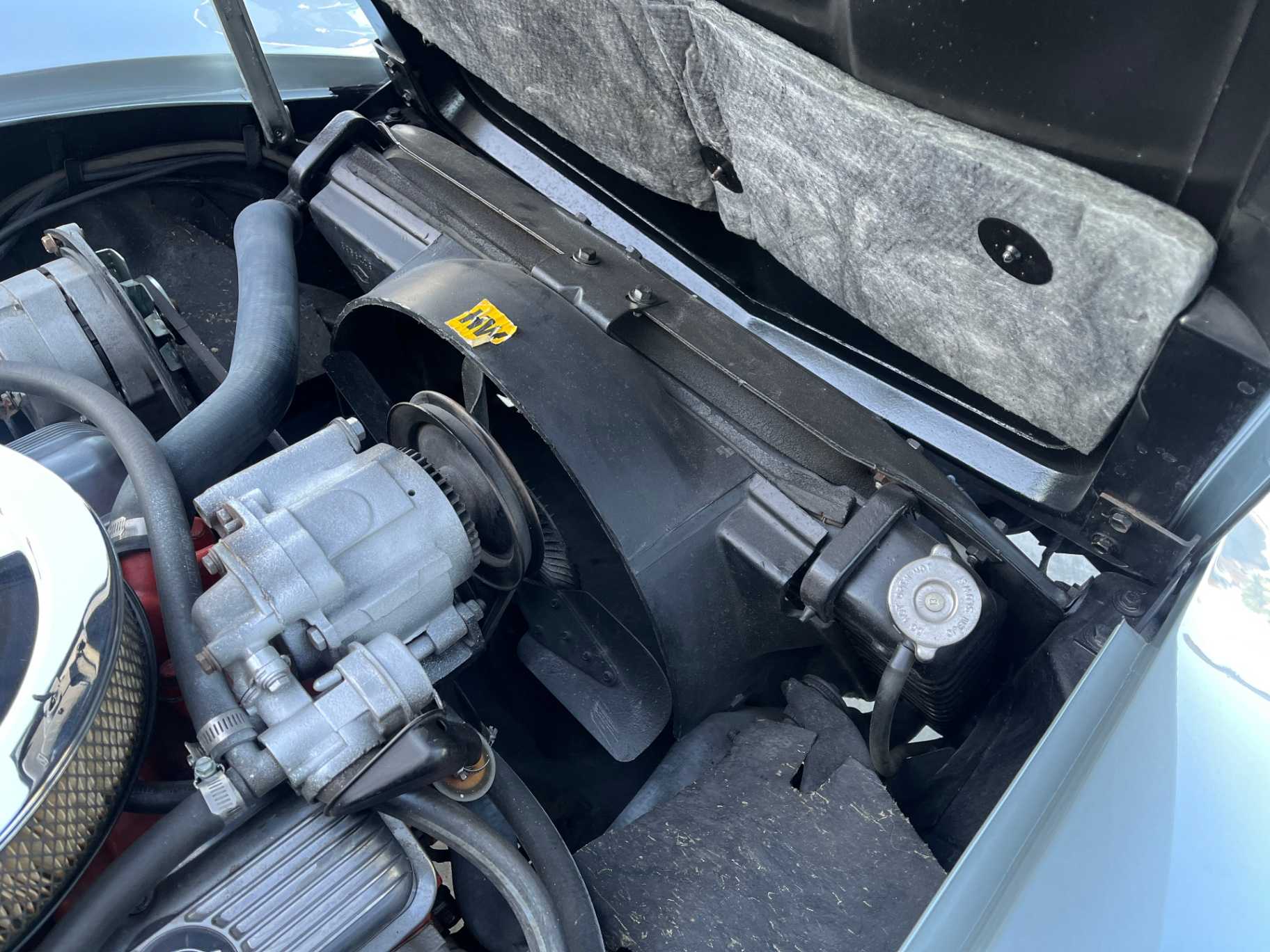 Chevrolet Corvette Image 42