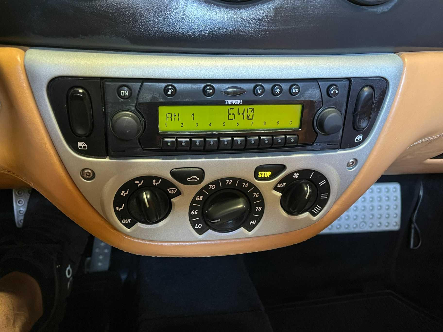 Ferrari 360 Spider Image 15