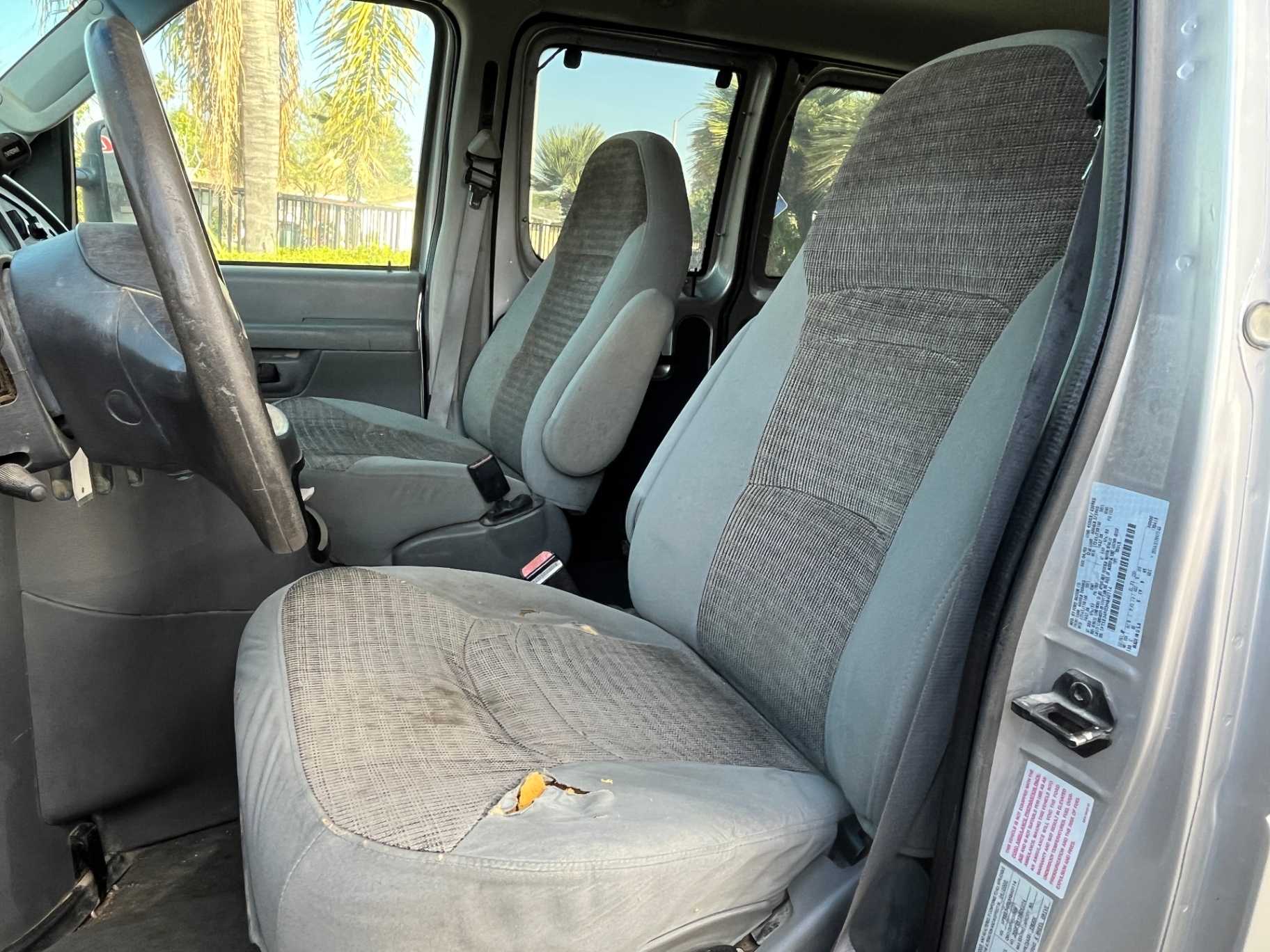 Ford E-Series Image 64