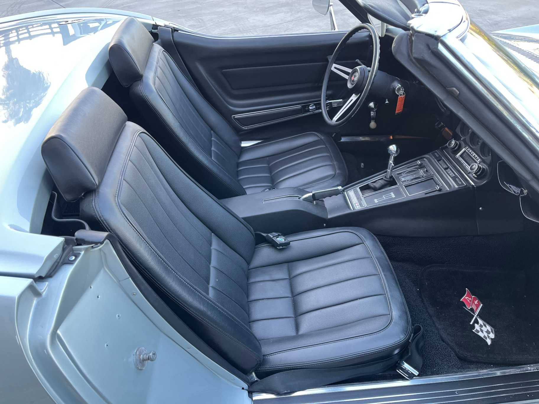 Chevrolet Corvette Image 33