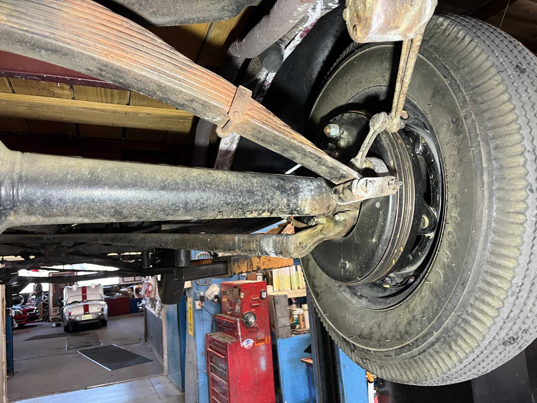 Ford pickup Image 45