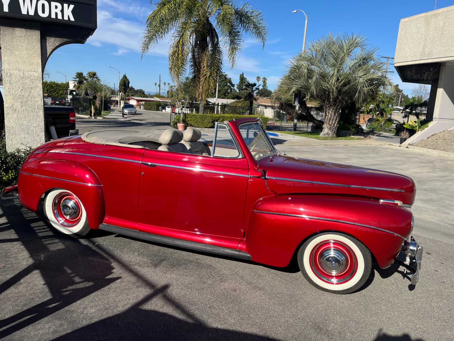 Ford Super Delux Image 20