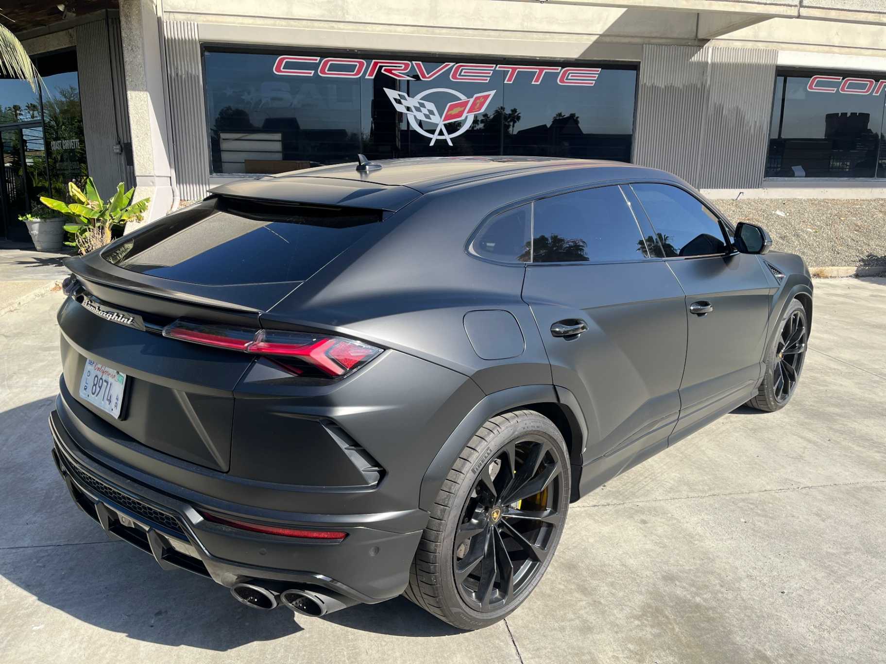 Lamborghini Urus Image 10