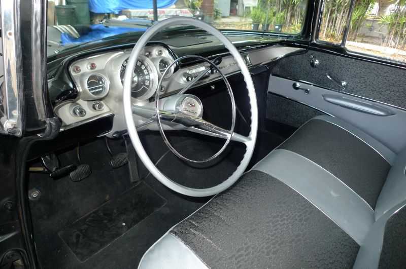 Chevrolet 210 Image 49