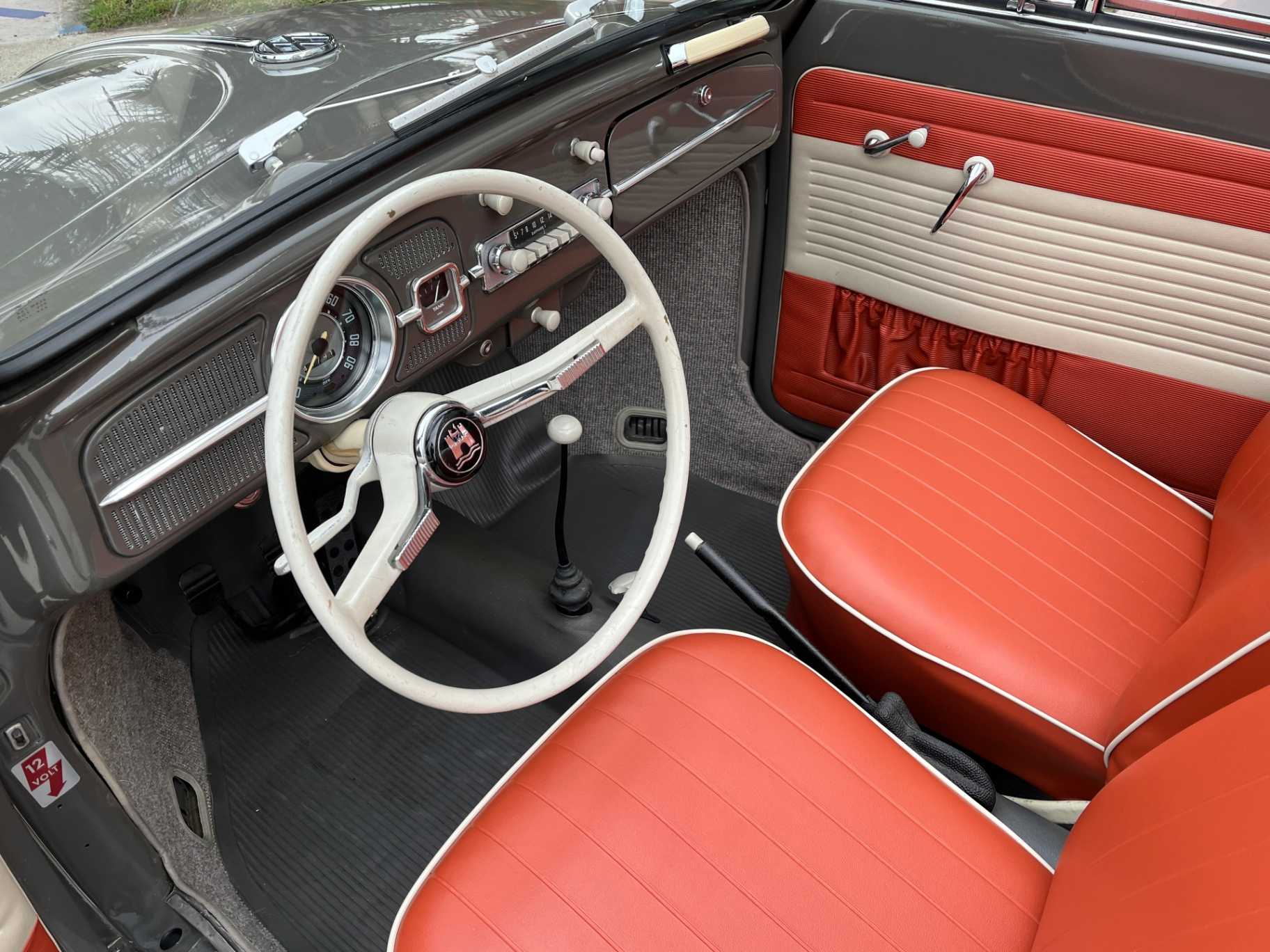 Volkswagen Beetle Image 36