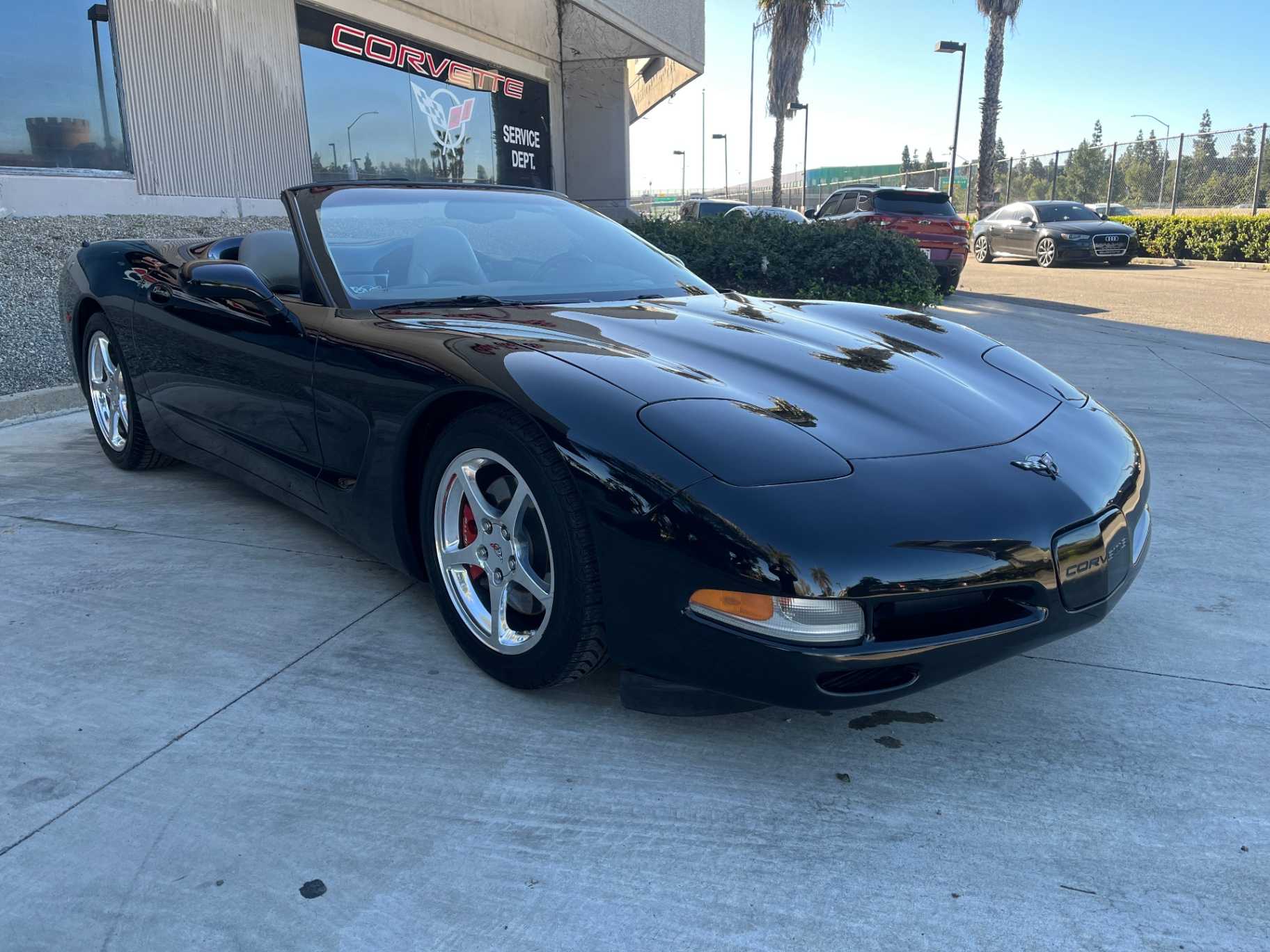 Chevrolet Corvette Image 22