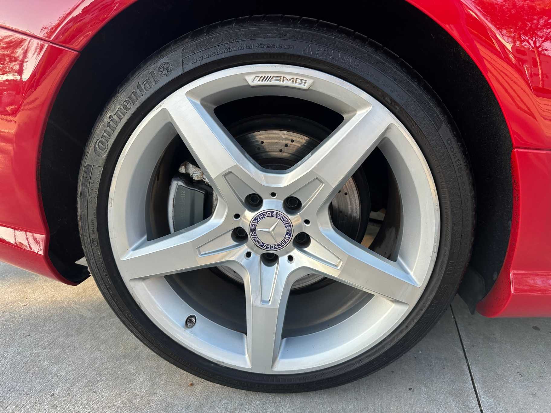 Mercedes-Benz SL-Class Image 36