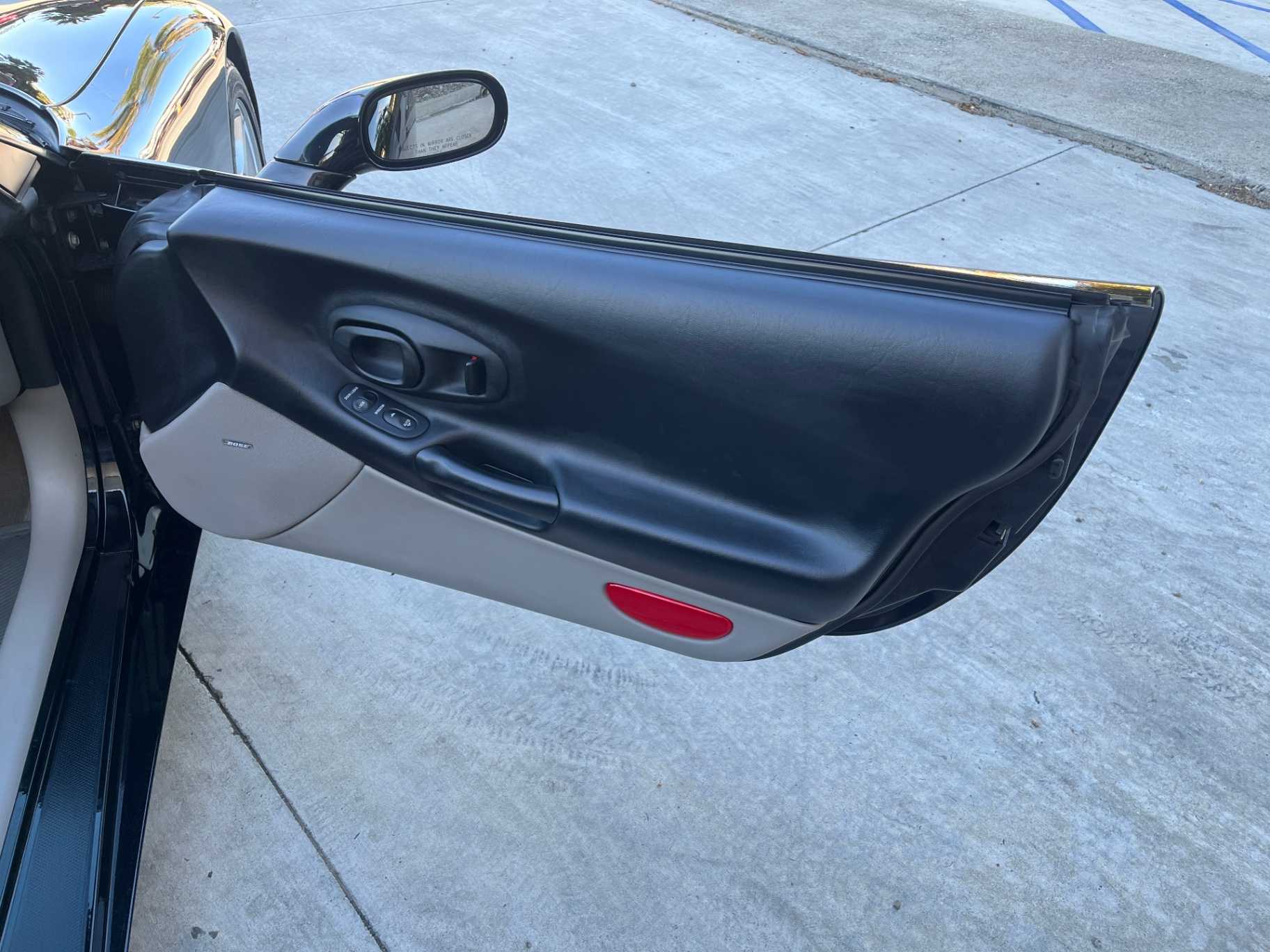 Chevrolet Corvette Image 23