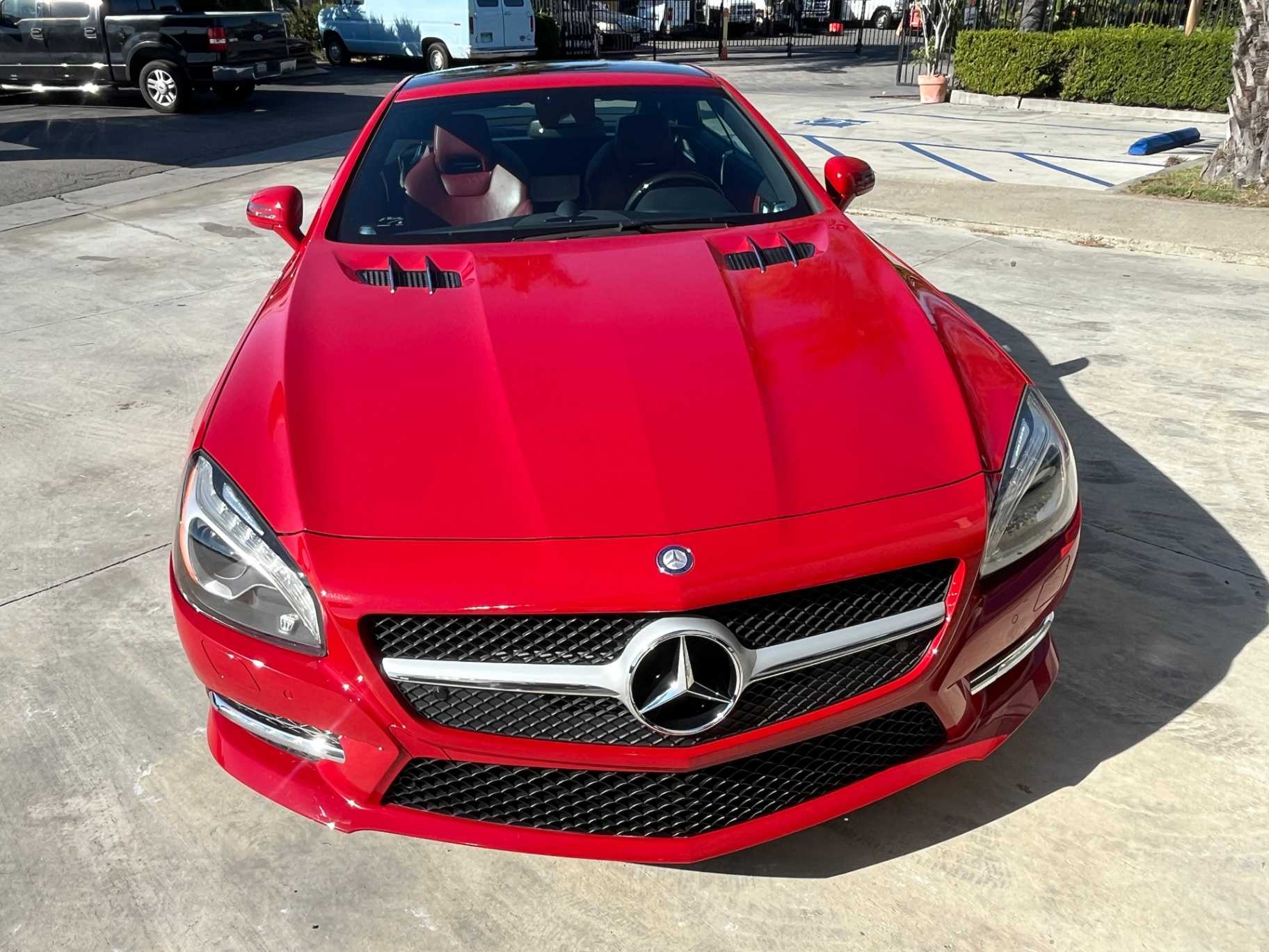 Mercedes-Benz SL-Class Image 9