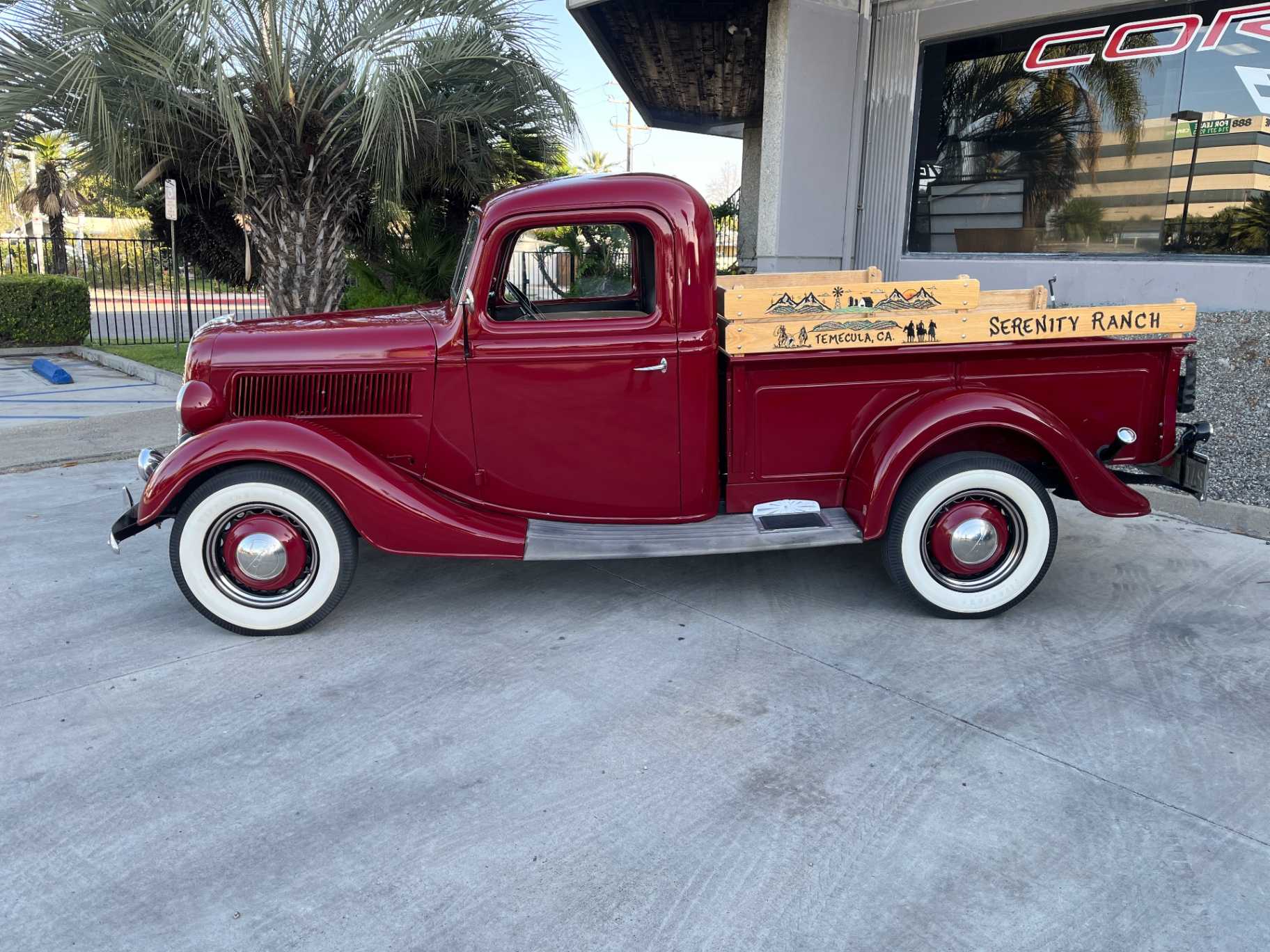 Ford pickup Image 11