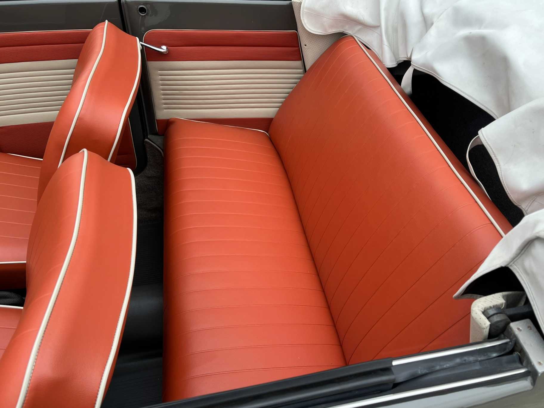 Volkswagen Beetle Image 32