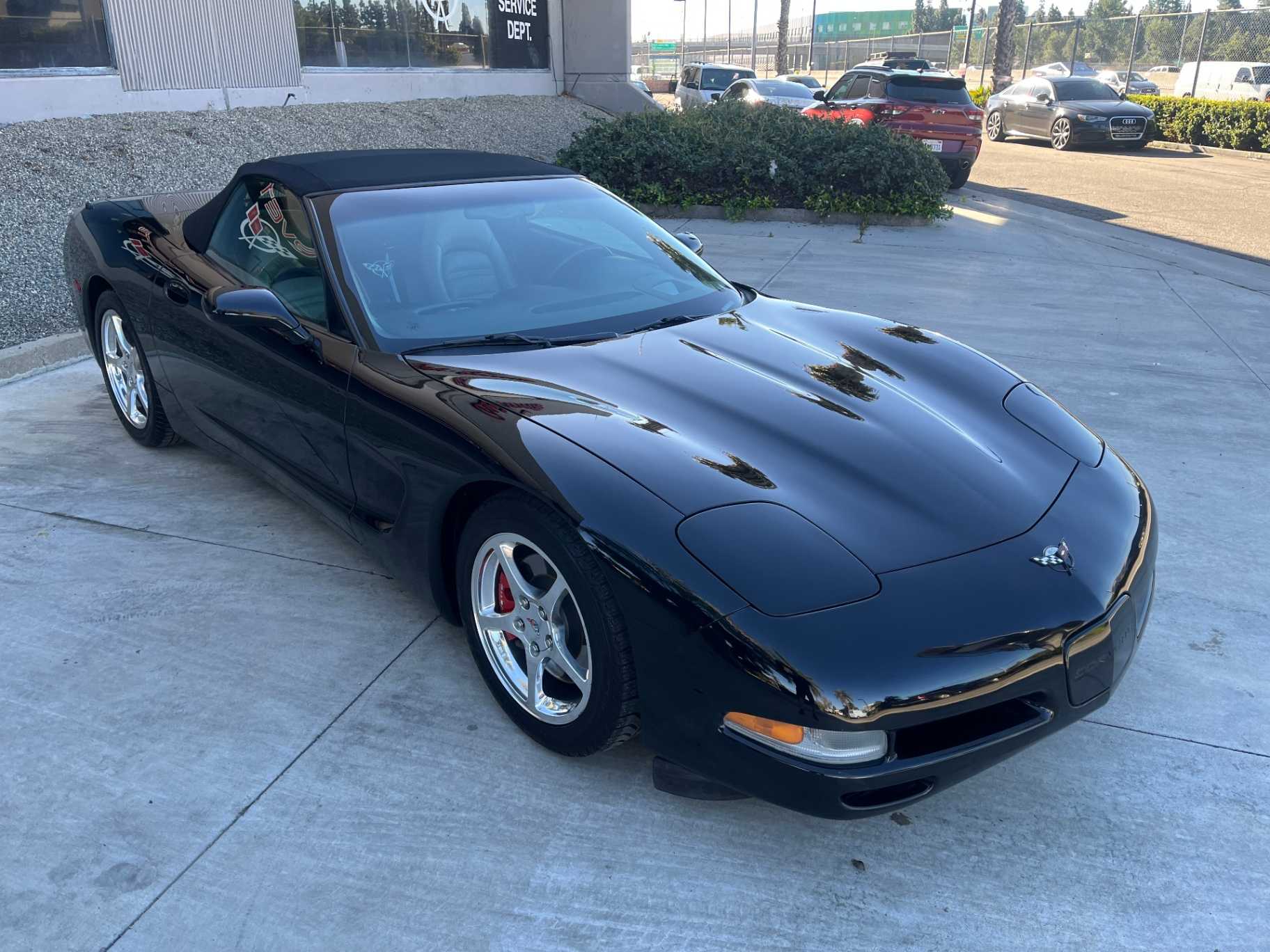 Chevrolet Corvette Image 8