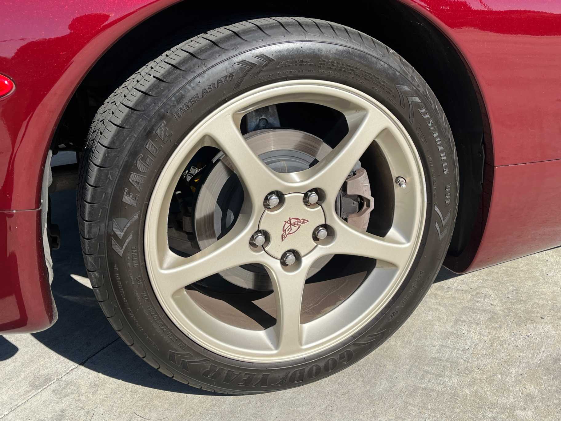 Chevrolet Corvette Image 22