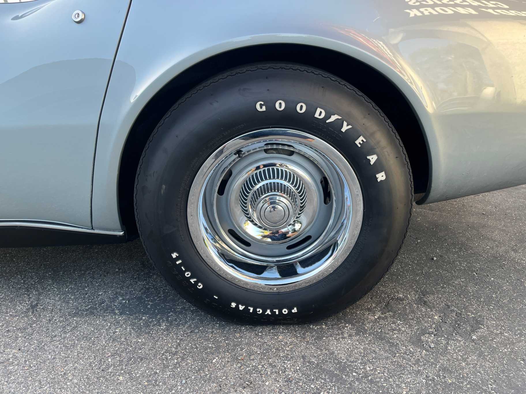 Chevrolet Corvette Image 25