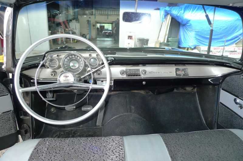 Chevrolet 210 Image 57