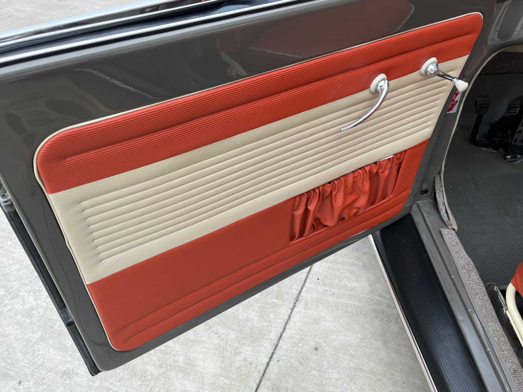 Volkswagen Beetle Image 35