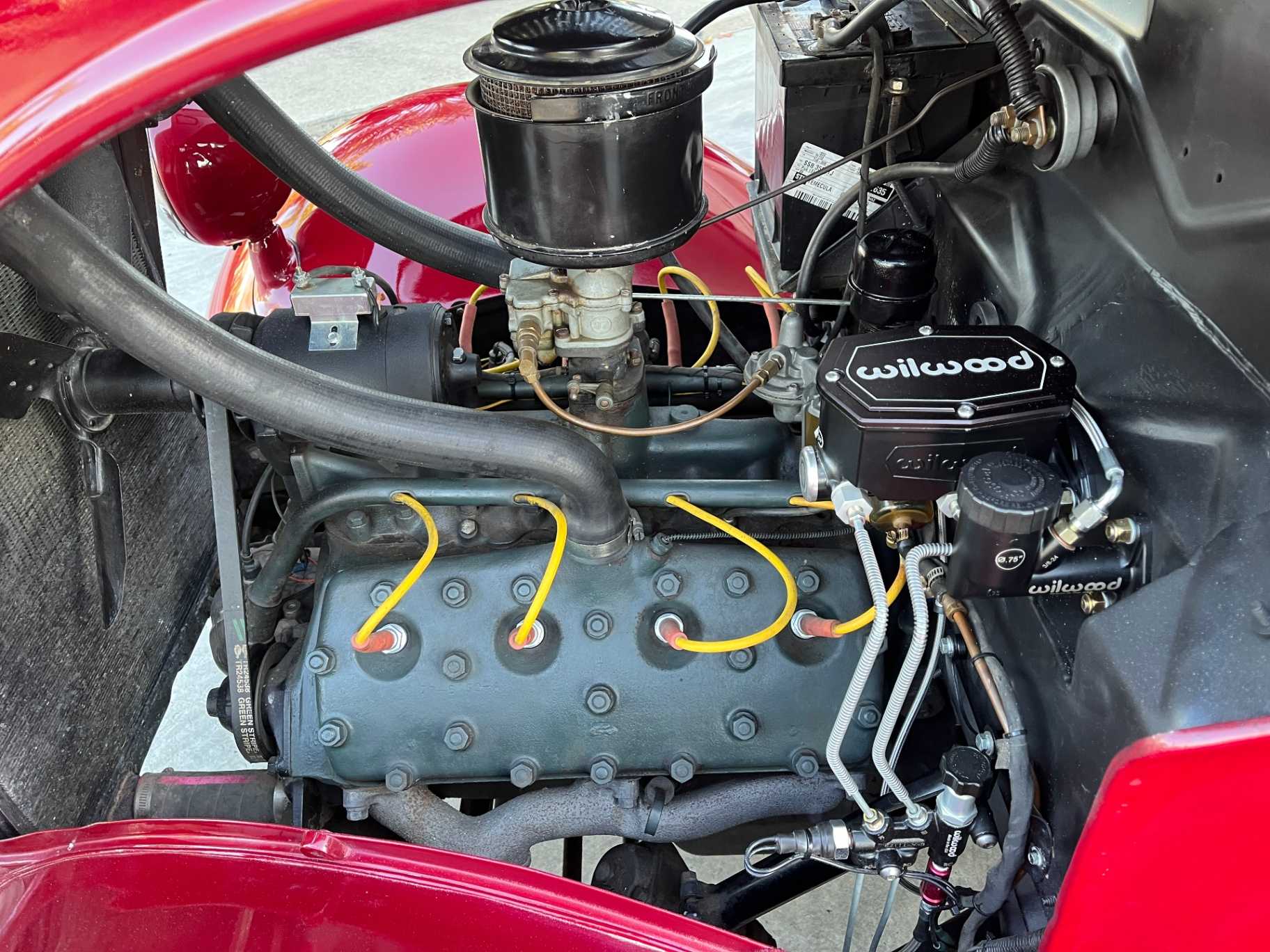 Ford pickup Image 26