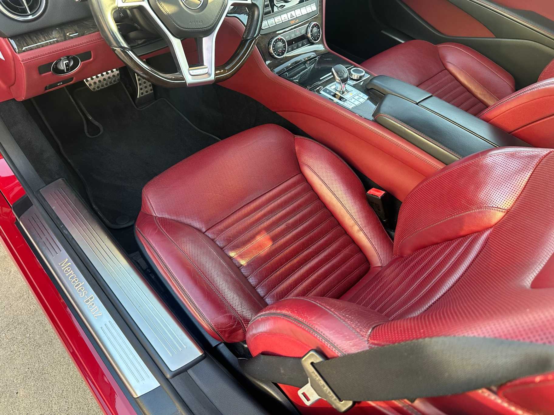 Mercedes-Benz SL-Class Image 47