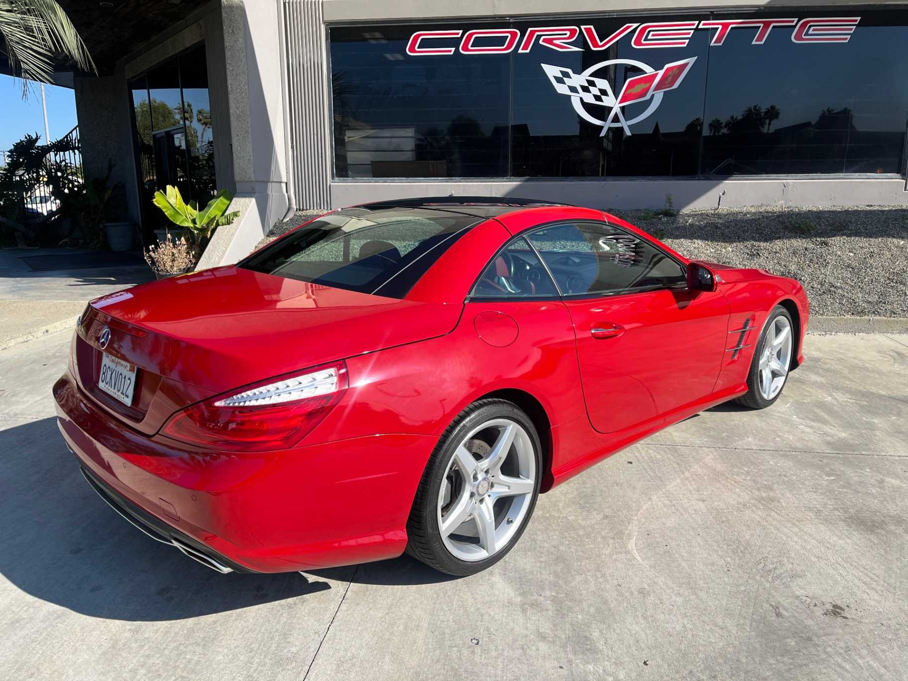 Mercedes-Benz SL-Class Image 3